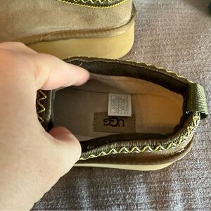 UGG unlined platform